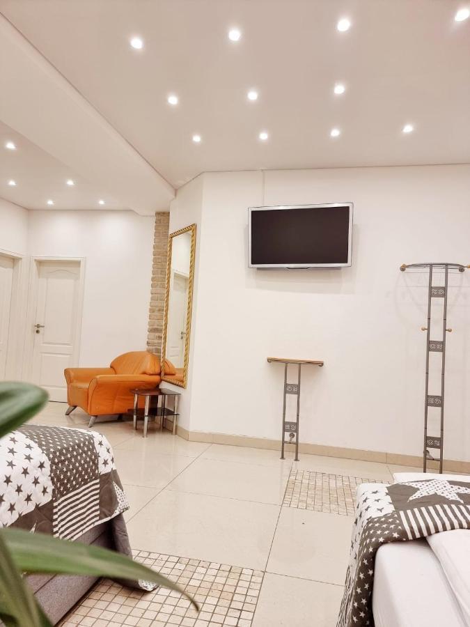 Gemuetliches J&L Apartment Nahe Des Hauptbahnhofes بادن بادن المظهر الخارجي الصورة