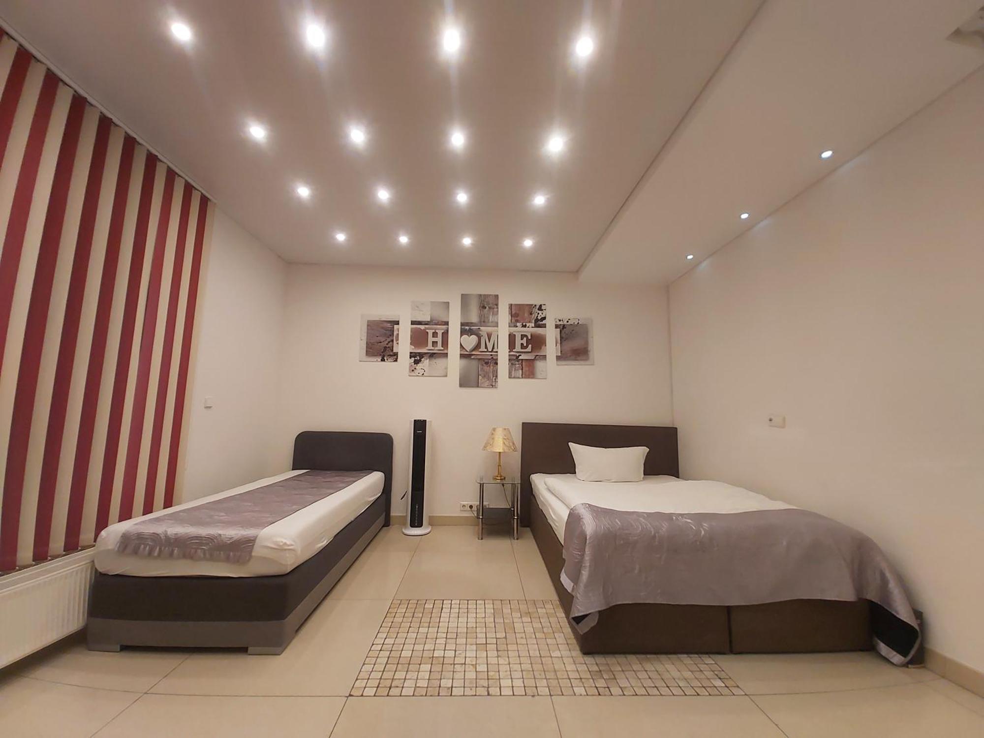 Gemuetliches J&L Apartment Nahe Des Hauptbahnhofes بادن بادن المظهر الخارجي الصورة